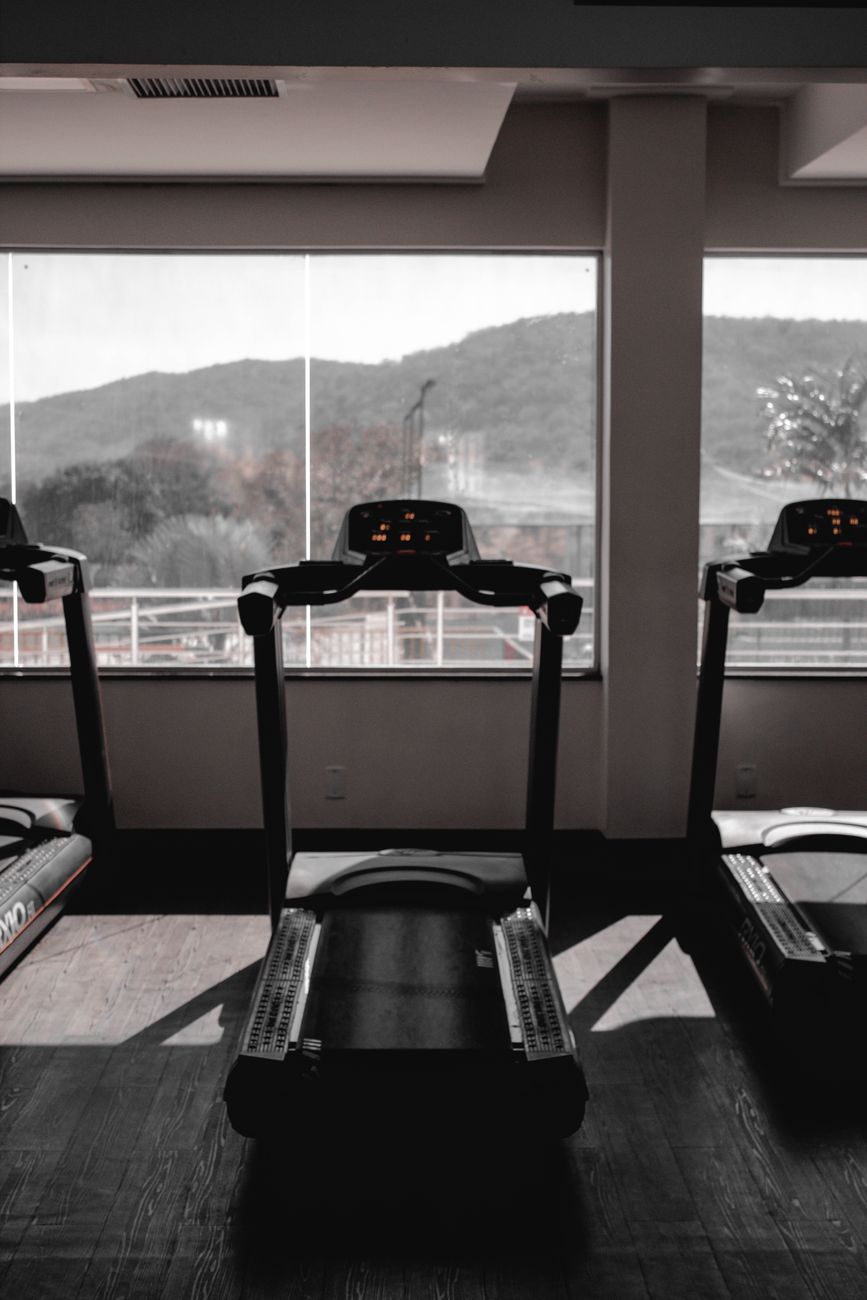Abstract fitness training scene for zone 2 cardio explainer